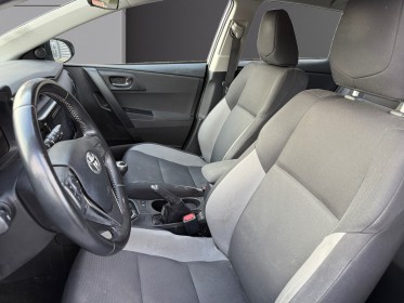 Toyota auris 90 d-4d active occasion simplicicar velay simplicicar simplicibike france