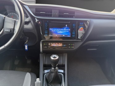 Toyota auris 90 d-4d active occasion simplicicar velay simplicicar simplicibike france