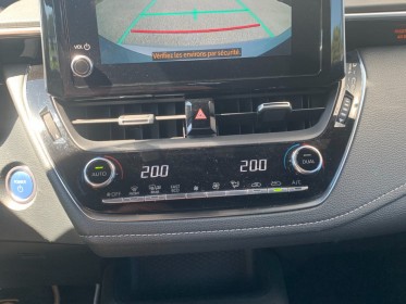 Toyota corolla hybride my22 122 ch dynamic caméra/démarrage sans clefs garantie constructeur occasion simplicicar perpignan...