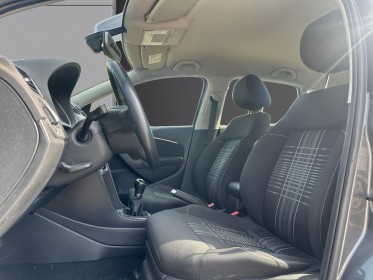 Volkswagen polo 1.2 tsi 90 bluemotion technology série spéciale lounge occasion simplicicar rennes simplicicar simplicibike...