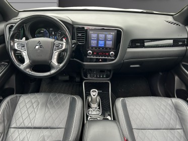 Mitsubishi outlander phev 2.4l phev twin motor 4wd instyle/toit ouv/attelage amov/ garantie 1an occasion  simplicicar nord...