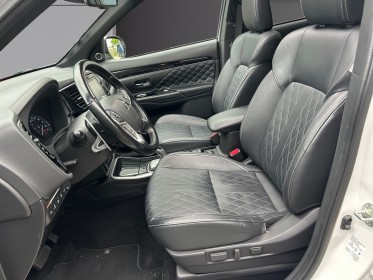 Mitsubishi outlander phev 2.4l phev twin motor 4wd instyle/toit ouv/attelage amov/ garantie 1an occasion  simplicicar nord...