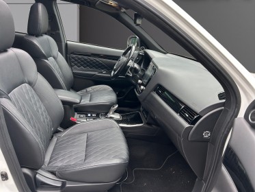 Mitsubishi outlander phev 2.4l phev twin motor 4wd instyle/toit ouv/attelage amov/ garantie 1an occasion  simplicicar nord...