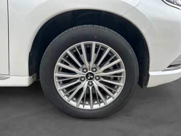 Mitsubishi outlander phev 2.4l phev twin motor 4wd instyle/toit ouv/attelage amov/ garantie 1an occasion  simplicicar nord...