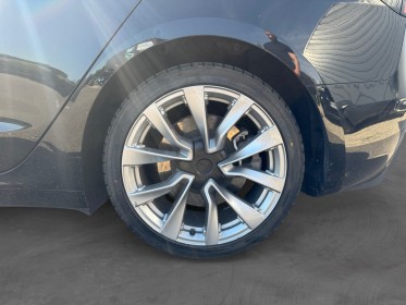 Tesla model 3 autonomie standard plus rwd option jantes toit pano ecran cuir son occasion simplicicar lyon nord  simplicicar...