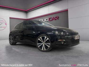 Volkswagen scirocco 2.0 tdi 140 fap sportline // toit ouvrant occasion simplicicar pertuis  simplicicar simplicibike france