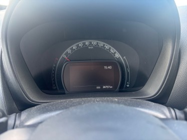 Toyota aygo x 1.0 vvt-i 72 s-cvt air design toit ouvrant carplay boite auto garantie 12 mois occasion montpellier (34)...