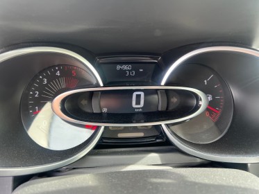 Renault clio iv business b business dci 90 energy eco2 82g occasion avignon (84) simplicicar simplicibike france