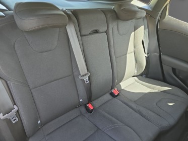Volvo v40 t2 122 kinetic révisée garantie 2 mois occasion simplicicar vichy simplicicar simplicibike france