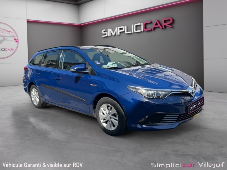Toyota auris touring sports pro rc18 hybride pro 136h design, garantie 12 mois, gps garantie constructeur, entretiens toyota... Toyota auris touring sports pro rc18 hybride pro 136h design, garantie 12 mois, gps garantie constructeur, entretiens toyota...