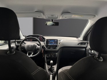 Peugeot 208 1.2 vti 82ch bvm5 allure - garantie 12 mois occasion simplicicar lyon ouest simplicicar simplicibike france