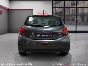 Peugeot 208 1.2 vti 82ch bvm5 allure - garantie 12 mois occasion simplicicar lyon ouest simplicicar simplicibike france