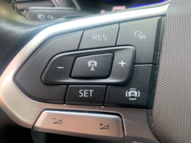Volkswagen t-cross 1.0 tsi 110 start/stop dsg7 r-line tech/camera/garantie 12 mois/entretiens volkswagen occasion montreuil...