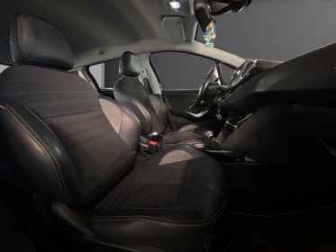Peugeot 2008 110ch eat6 crossway/carplay/12 mois garantie occasion montpellier (34) simplicicar simplicibike france