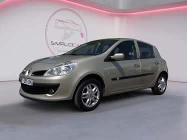 Renault clio iii 1.6 16v 110 luxe privilège / 1 ère mains / idéale jeune permis occasion simplicicar orgeval  simplicicar...