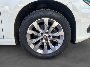Fiat tipo 5 portes 1.6 multijet 120 ch  dct easy / camera / 1ere main /garantie 1 an occasion  simplicicar nord isere...