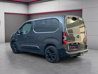 Citroen berlingo bluehdi/130cv/boite auto eat8/attelage/cameras- garantie 1 an occasion  simplicicar nord isere simplicicar...