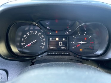 Citroen berlingo bluehdi/130cv/boite auto eat8/attelage/cameras- garantie 1 an occasion  simplicicar nord isere simplicicar...