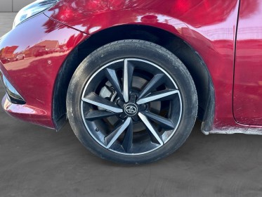 Toyota auris hybride 136h design camera de recul sieges chauffants kit main libre garantie 12 mois occasion montpellier (34)...