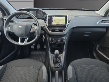 Peugeot 208 1.2 82ch bvm5 style courroie distribution faite garantie 12 mois occasion simplicicar vichy simplicicar...
