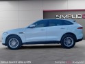 Jaguar f-pace 2.0d 180 ch bva8   toit panoramique pure attelage leds pure entretien a jour occasion avignon (84) simplicicar...