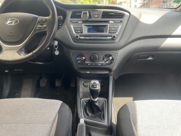 Hyundai i20 1.1 crdi 75 edition 1, régulateur/limiteur, garantie 12 mois occasion simplicicar villejuif  simplicicar...