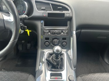 Peugeot 3008 allure 1.6 hdi 115 ch bvm6 occasion simplicicar orgeval  simplicicar simplicibike france