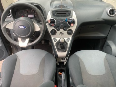 Ford ka ka 1.2 69 ss titanium occasion cannes (06) simplicicar simplicibike france