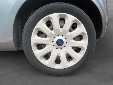 Ford ka ka 1.2 69 ss titanium occasion cannes (06) simplicicar simplicibike france