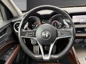 Alfa romeo stelvio 210 ch q4/carplay/attelage/toit ouvrant/camera radar/siÈgesvolant chauffants occasion simplicicar salon...