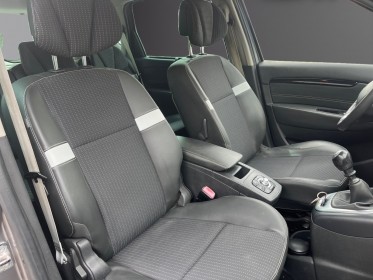 Renault scenic iii 1ère mains france/dci 110/bose/camera de recul/bluetooth occasion simplicicar salon de provence...