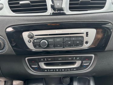 Renault scenic iii 1ère mains france/dci 110/bose/camera de recul/bluetooth occasion simplicicar salon de provence...