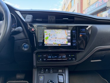 Toyota auris hybride 136 cv lounge toit panoramique, sièges chauffants, full entretien toyota, garantie 12 mois occasion...