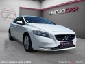 Volvo v40 t2 122 kinetic révisée garantie 12 mois occasion simplicicar vichy simplicicar simplicibike france