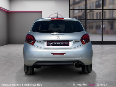 Peugeot 208 1.2 puretech 110ch ss bvm5 gt line garantie 12 mois occasion simplicicar brest simplicicar simplicibike france