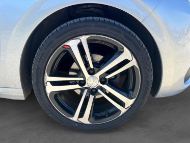 Peugeot 208 1.2 puretech 110ch ss bvm5 gt line garantie 12 mois occasion simplicicar brest simplicicar simplicibike france
