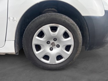 Peugeot partner tepee 1.6 hdi fap 75ch access, système audio, garantie 12 mois occasion montpellier (34) simplicicar...