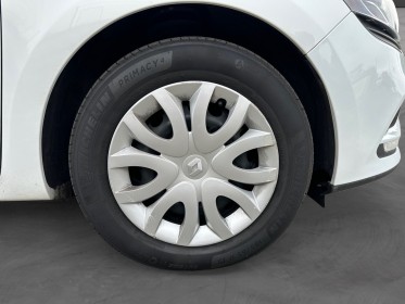 Renault clio iv societe clio dci 90 ch medianav / 2 places / gps / courroie distribution neuve / entretien renault complet...