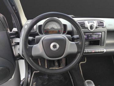 Smart fortwo coupe 1.0l 71 ch pure occasion simplicicar reims simplicicar simplicibike france