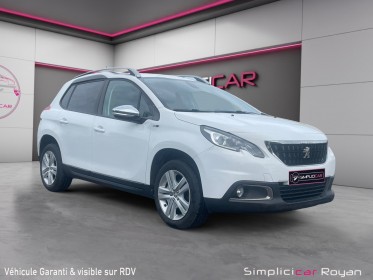 Peugeot 2008 1.2 82 ch bvm5 style origine et entretien complet peugeot garantie 12 mois occasion simplicicar royan...