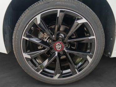 Toyota corolla hybride my22 2.0 vvt-i  184ch finition gr sport / caméra de recul occasion réunion ville st pierre...