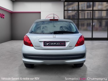 Peugeot 207 1.6e 16v 110ch exécutive pack - 1ère main - très peu de kilomètres - toit panoramique occasion...