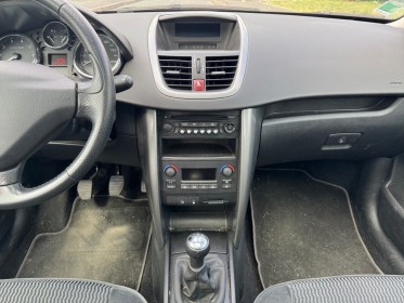 Peugeot 207 1.6e 16v 110ch exécutive pack - 1ère main - très peu de kilomètres - toit panoramique occasion...