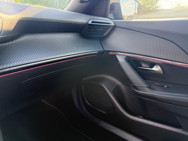 Peugeot 2008 130 cv eat8 gt / toit ouvrant / compteur 3d / carplay occasion champigny-sur-marne (94) simplicicar simplicibike...