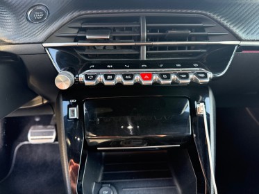 Peugeot 2008 130 cv eat8 gt / toit ouvrant / compteur 3d / carplay occasion champigny-sur-marne (94) simplicicar simplicibike...