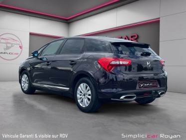 Ds ds5 bluehdi 120 ss bvm6 be chic garantie 12 mois occasion simplicicar royan simplicicar simplicibike france