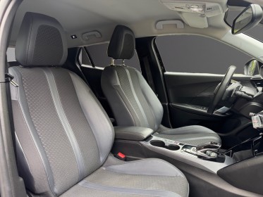 Peugeot 2008 130 ss eat8 allure / garantie 12 mois / carplay / camÉra de recul occasion paris 17ème (75)(porte maillot)...
