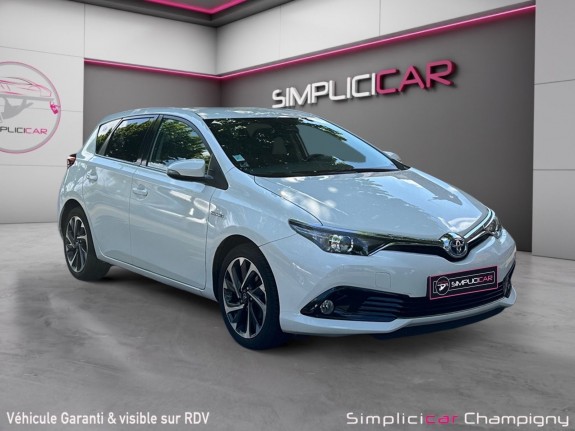 Toyota auris pro my17 hybride pro 136h design climatisation /camera de recul/régulateur de vitesse occasion...