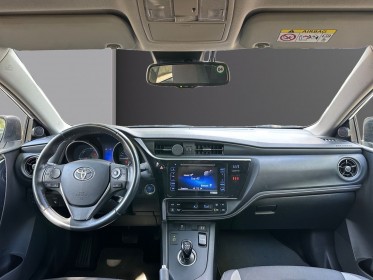 Toyota auris pro my17 hybride pro 136h design climatisation /camera de recul/régulateur de vitesse occasion...