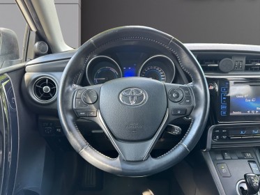Toyota auris pro my17 hybride pro 136h design climatisation /camera de recul/régulateur de vitesse occasion...